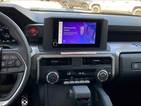 Used 2024 Toyota Tacoma TRD Sport image 6