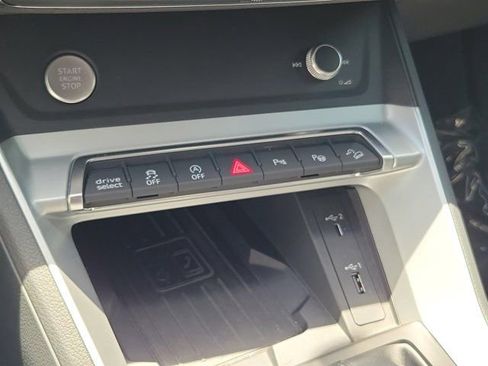 Used 2020 Audi Q3 2.0T Prestige AWD/4WD image 26