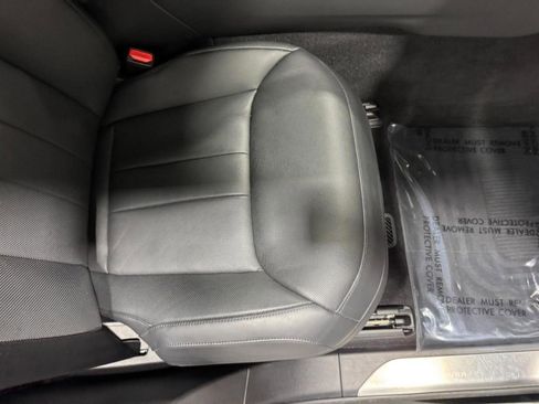 Used 2023 Land Rover Range Rover Sport SE image 19