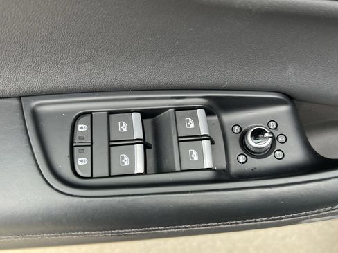 Used 2022 Audi Q7 Premium Plus w/ Premium Plus Package image 15