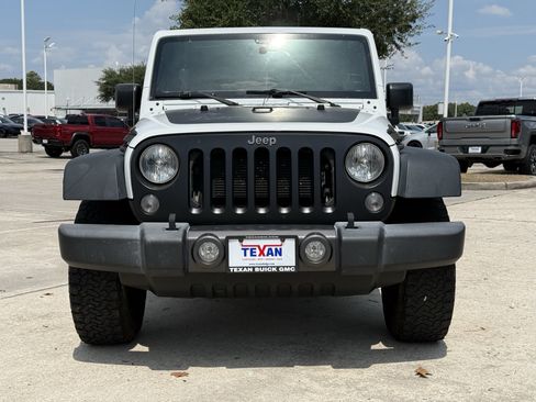 Used 2017 Jeep Wrangler Unlimited Sport AWD/4WD image 10