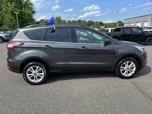 Certified 2018 Ford Escape SE AWD/4WD image 8