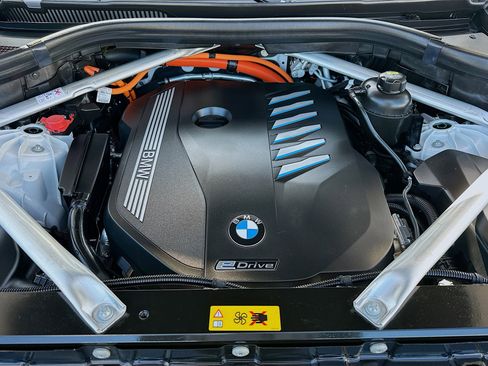 Used 2023 BMW X5 xDrive45e w/ Executive Package image 36