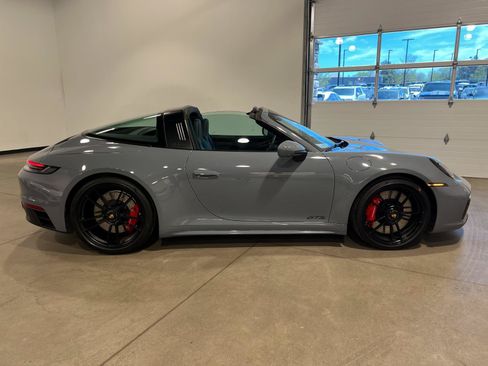 Used 2024 Porsche 911 Targa 4 GTS AWD/4WD image 9