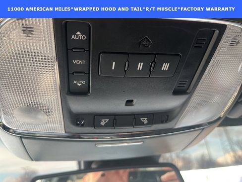 Used 2023 Dodge Charger R/T w/ Plus Group image 31