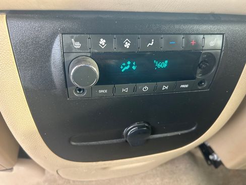 Used 2014 GMC Yukon Denali image 15