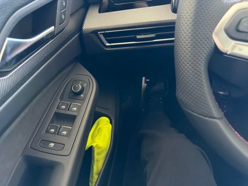 New 2026 Volkswagen GTI SE FWD image 4
