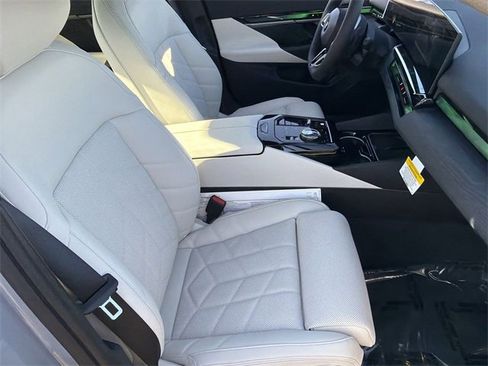 New 2026 BMW 530i 530i w/ M Sport Package image 11