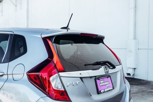 Used 2018 Honda Fit EX image 29