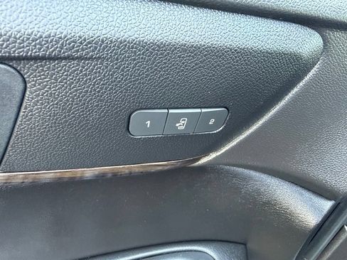 Used 2014 GMC Acadia Denali AWD/4WD image 22