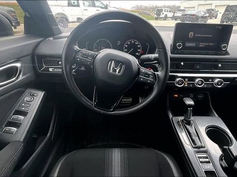 Used 2022 Honda Civic Sport image 5