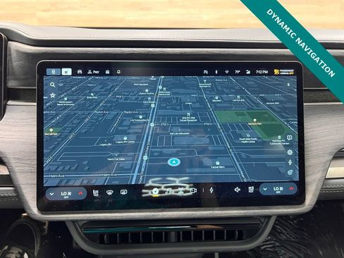 Used 2022 Rivian R1T Adventure image 9