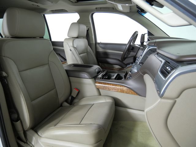Used 2018 Chevrolet Suburban Premier AWD/4WD image 13