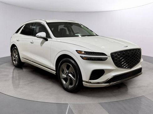 Certified 2026 Genesis GV70 2.5T image 1