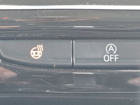 Used 2018 Volkswagen Atlas SEL Premium AWD/4WD image 28