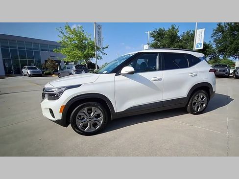 Used 2024 Kia Seltos S FWD image 49