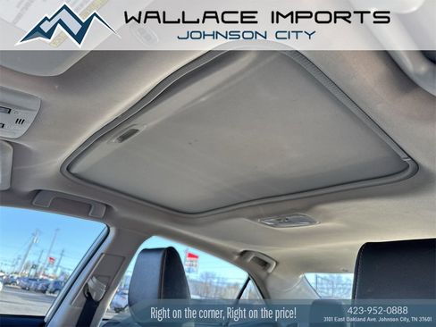 Used 2018 Toyota Corolla SE image 15