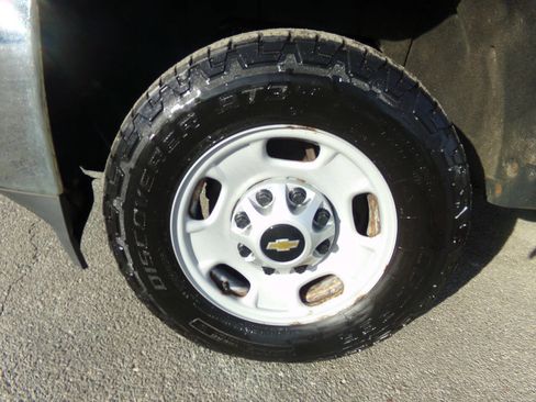 Used 2018 Chevrolet Silverado 2500 W/T w/ WT Convenience Package image 19