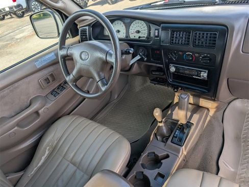 Used 2004 Toyota Tacoma 4x4 Double Cab image 8