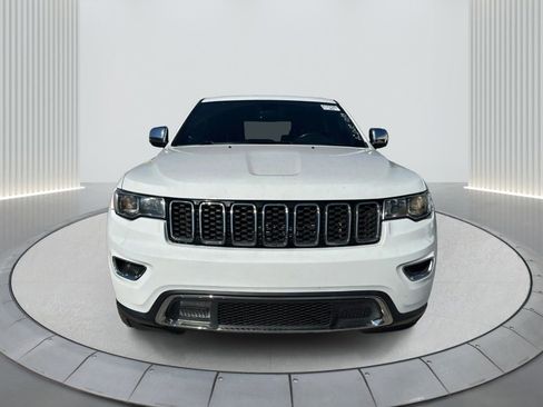Used 2018 Jeep Grand Cherokee Limited image 2