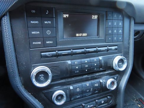 Used 2018 Ford Mustang GT image 25