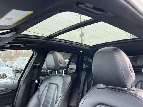 Used 2023 BMW X3 M40i image 24