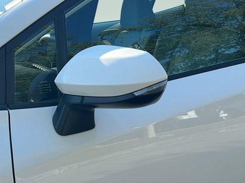 Used 2025 Toyota Corolla SE FWD image 25