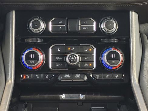 Used 2023 GMC Yukon Denali image 14
