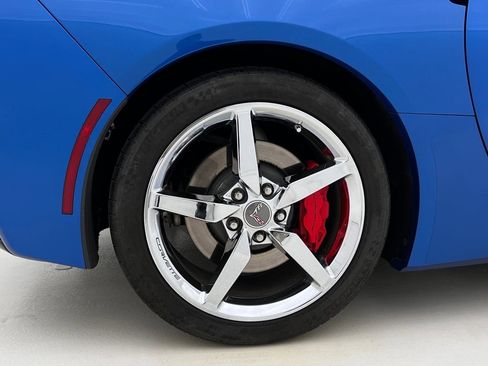 Used 2014 Chevrolet Corvette Base w/ 2LT Preferred Equipment Group image 31