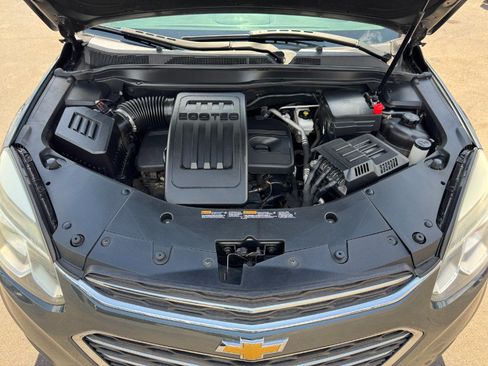 Used 2017 Chevrolet Equinox LT w/ Convenience Package FWD image 24