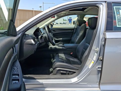 Used 2018 Honda Accord EX-L image 15