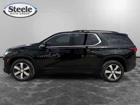 Used 2023 Chevrolet Traverse LT w/ LT Premium Package image 2