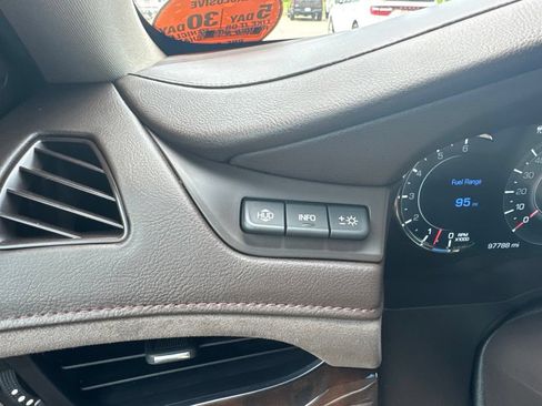Used 2017 Cadillac Escalade Premium Luxury AWD/4WD image 9