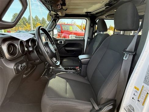 Used 2019 Jeep Wrangler Unlimited Sport S image 6
