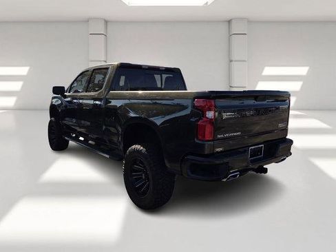 Used 2021 Chevrolet Silverado 1500 High Country image 3