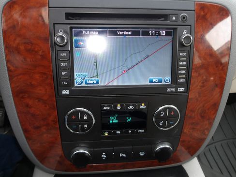 Used 2008 Chevrolet Silverado 3500 LTZ w/ Suspension Package, Off-Road image 19