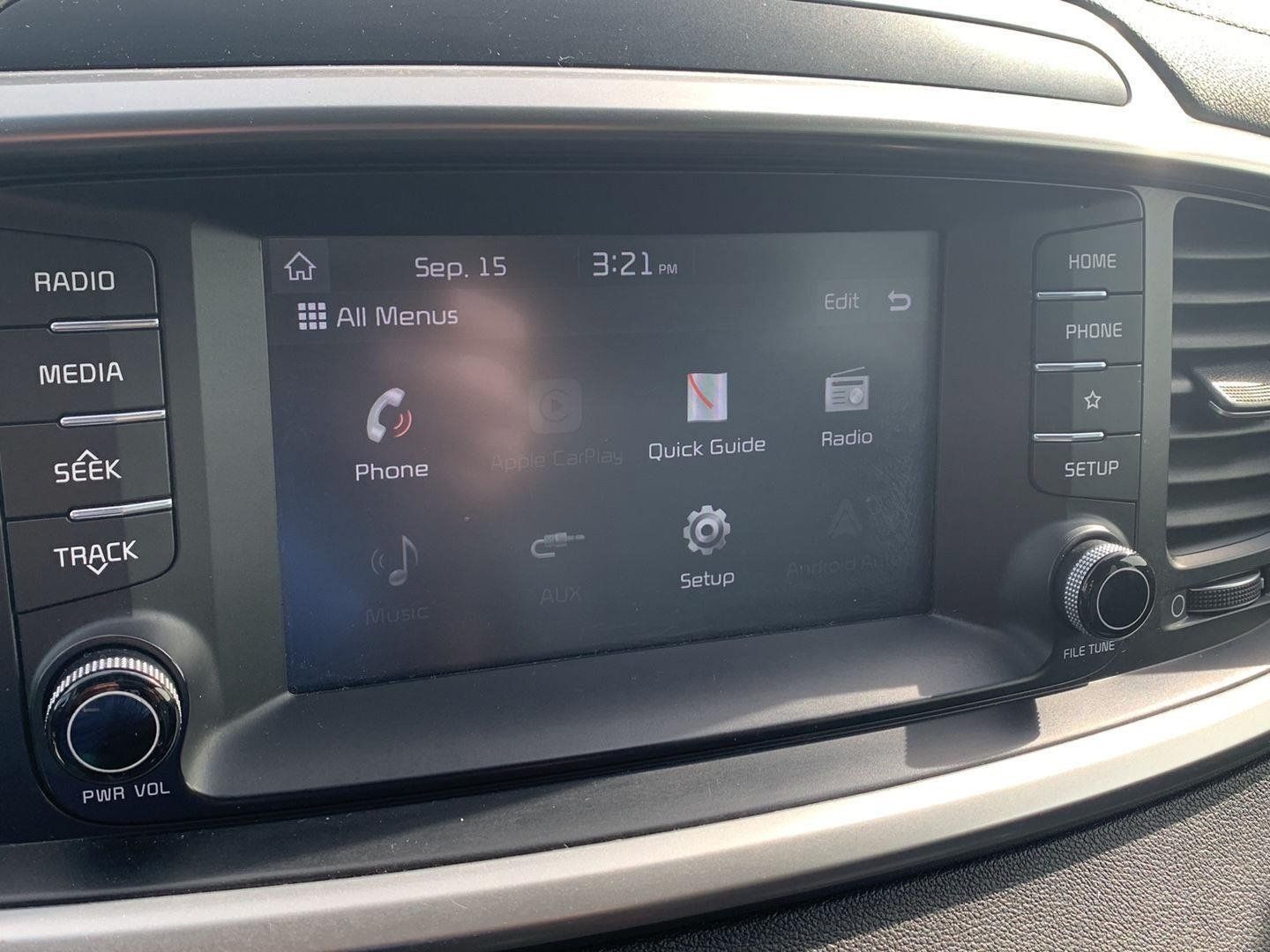 Used 2019 Kia Sorento FWD V6 image 17