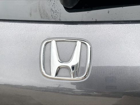 Used 2025 Honda HR-V EX-L image 10