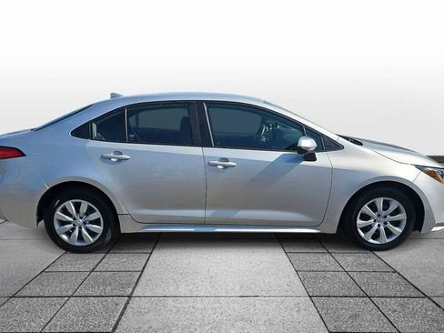 Used 2023 Toyota Corolla LE FWD image 4