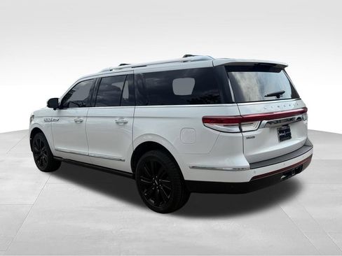 Certified 2024 Lincoln Navigator L Reserve AWD/4WD image 6