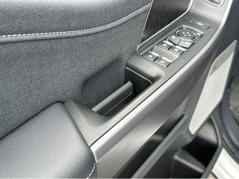 New 2025 Ford F250 Lariat w/ Lariat Ultimate Package image 39