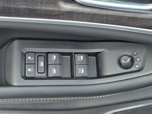 New 2026 Jeep Grand Cherokee L Limited AWD/4WD image 13