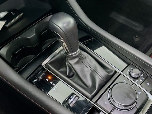 Used 2025 MAZDA MAZDA3 s image 25