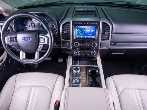 Used 2021 Ford Expedition Platinum AWD/4WD image 17
