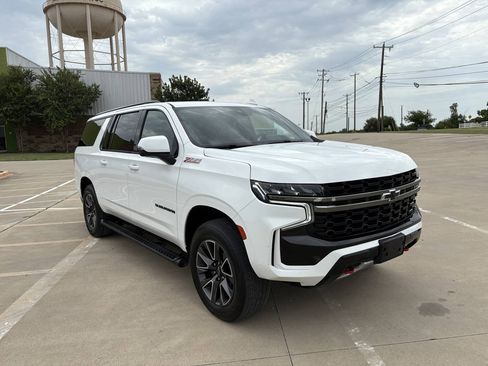 Used 2021 Chevrolet Suburban Z71 w/ Z71 Off-Road Package AWD/4WD image 7