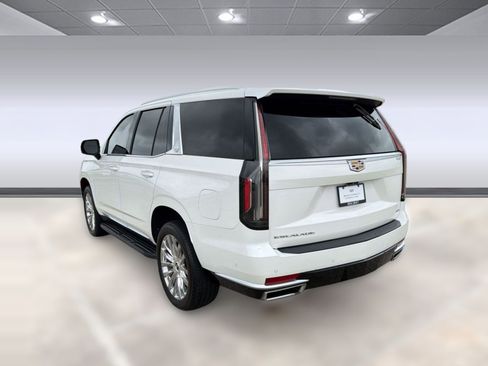 Used 2021 Cadillac Escalade Premium Luxury AWD/4WD image 3