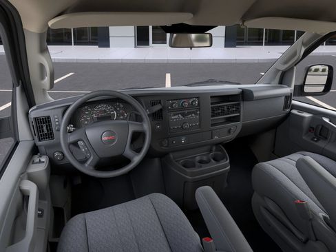 New 2026 GMC Savana 2500 w/ Driver Convenience Package RWD image 15