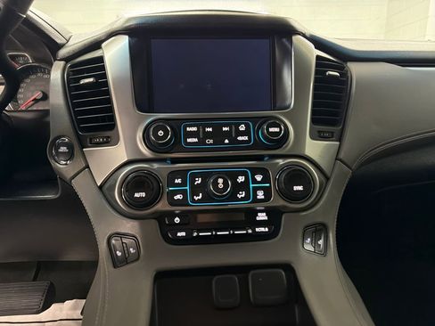 Used 2015 Chevrolet Tahoe LT w/ Luxury Package image 20