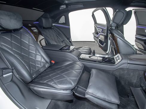 Used 2023 Mercedes-Benz Maybach S 580 4MATIC image 52