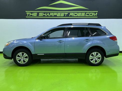 Used 2011 Subaru Outback 2.5i AWD/4WD image 6